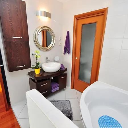 Apartment Lux M&l *